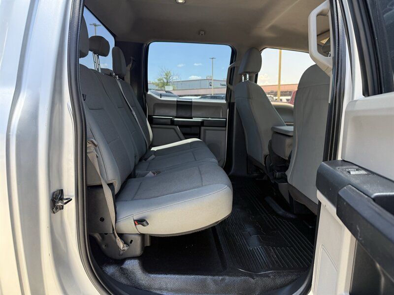 2019 Ford F-350 STX - Photo 21 - Arlington, TX 76011