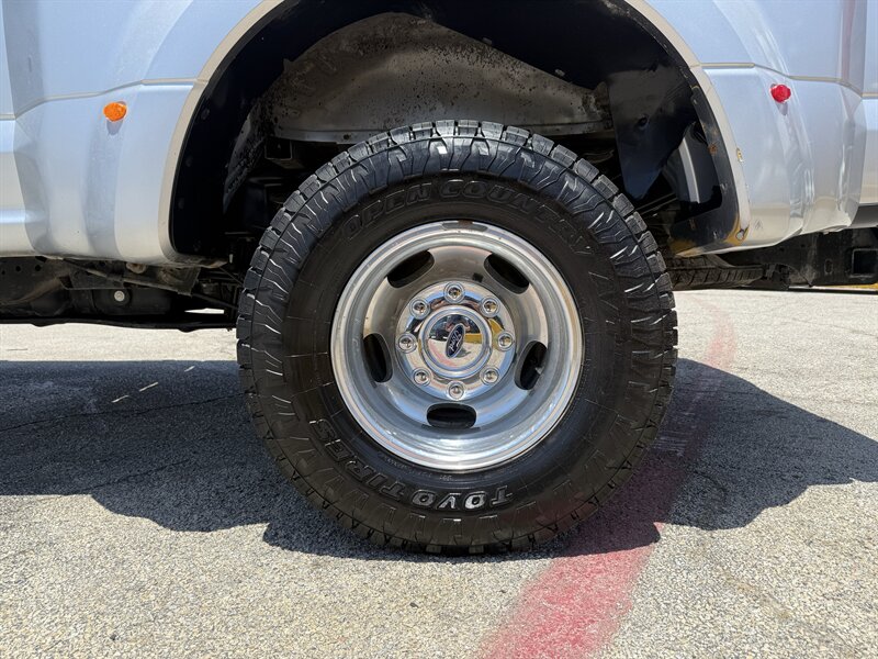2019 Ford F-350 STX - Photo 10 - Arlington, TX 76011