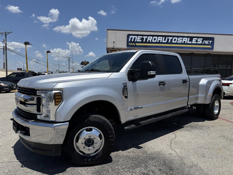 2019 Ford F-350 STX - Photo 9 - Arlington, TX 76011