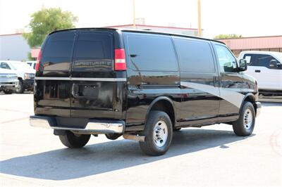 2015 Chevrolet Express 2500   - Photo 11 - Arlington, TX 76011