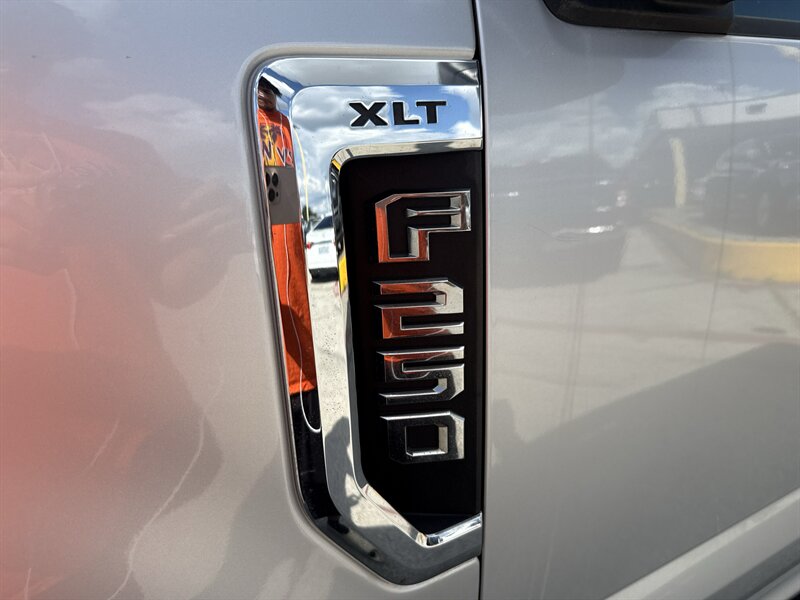 2019 Ford F-250 Super Duty XLT - Photo 12 - Arlington, TX 76011