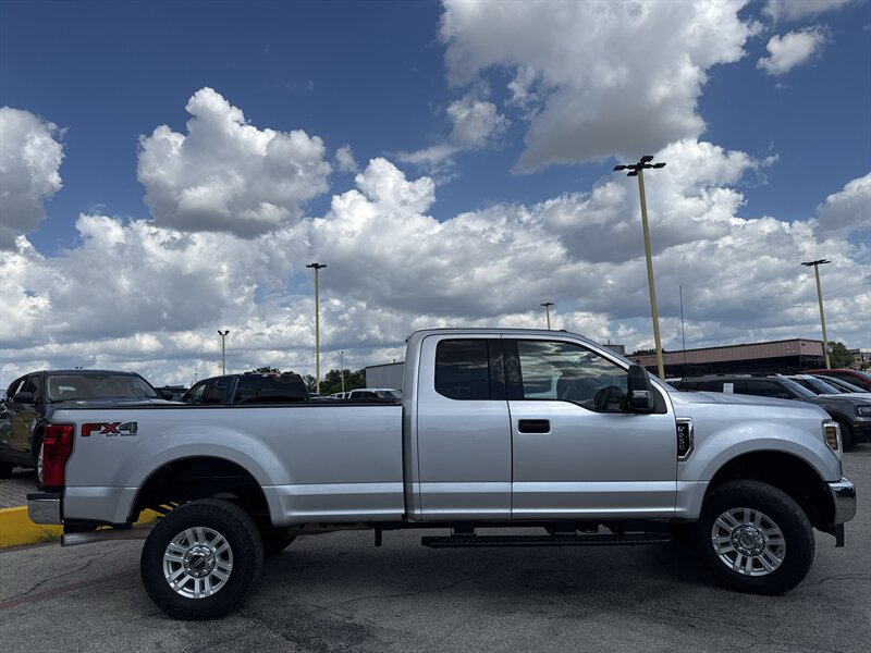 2019 Ford F-250 Super Duty XLT - Photo 4 - Arlington, TX 76011