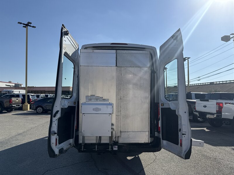 2016 Ford Transit 350 - Photo 8 - Arlington, TX 76011