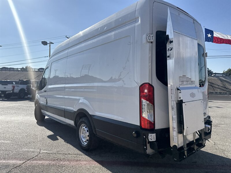 2016 Ford Transit 350 - Photo 11 - Arlington, TX 76011