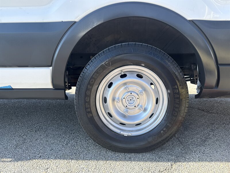 2016 Ford Transit 350 - Photo 14 - Arlington, TX 76011