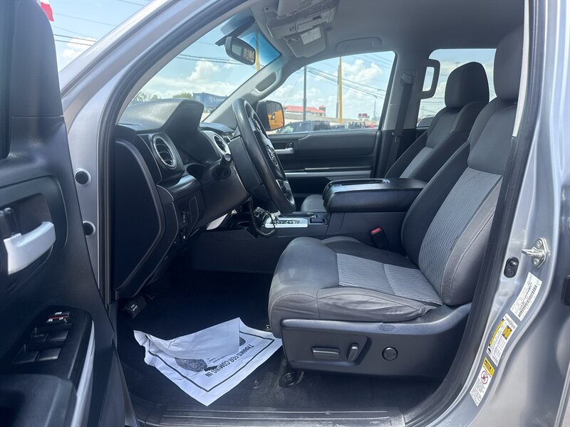 2016 Toyota Tundra SR5 - Photo 15 - Arlington, TX 76011