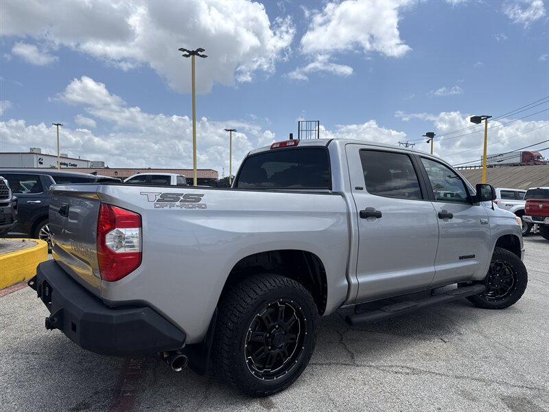 2016 Toyota Tundra SR5 - Photo 5 - Arlington, TX 76011