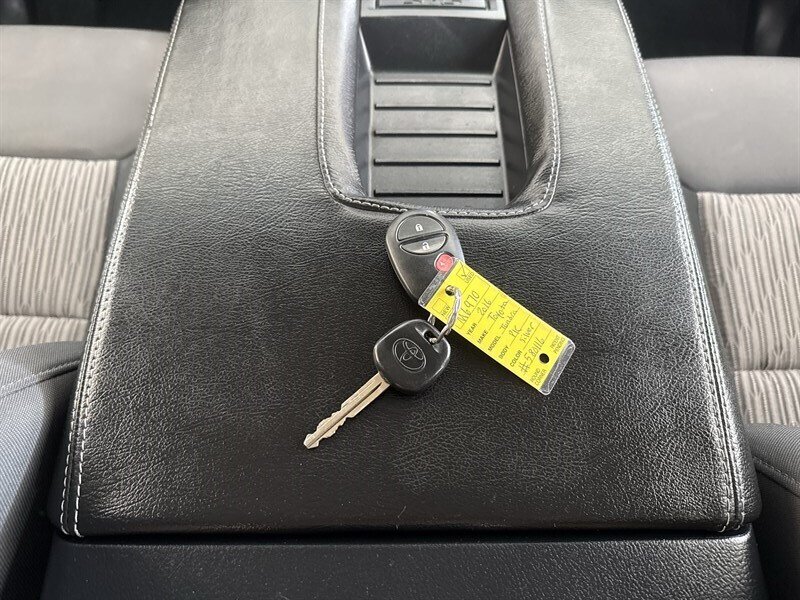 2016 Toyota Tundra SR5 - Photo 35 - Arlington, TX 76011
