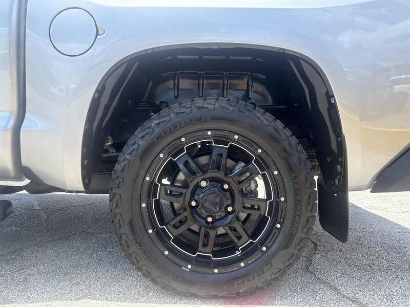 2016 Toyota Tundra SR5 - Photo 11 - Arlington, TX 76011