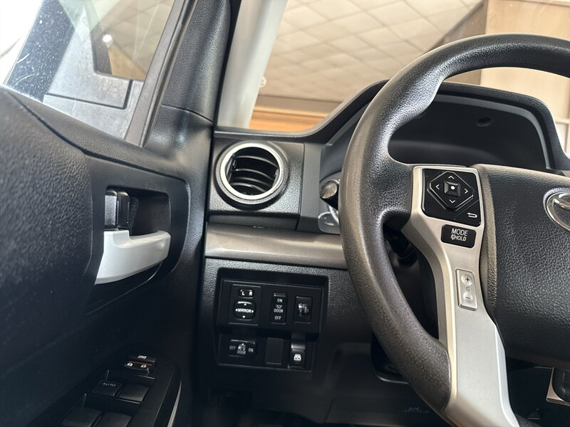 2016 Toyota Tundra SR5 - Photo 22 - Arlington, TX 76011