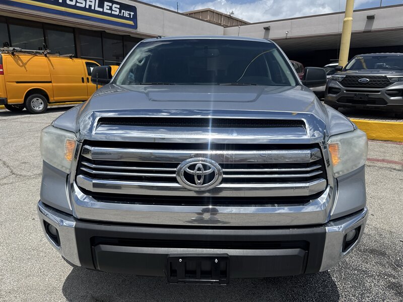 2016 Toyota Tundra SR5 - Photo 2 - Arlington, TX 76011