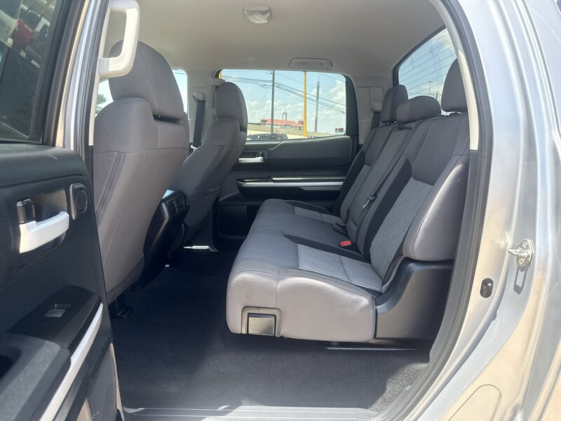 2016 Toyota Tundra SR5 - Photo 17 - Arlington, TX 76011