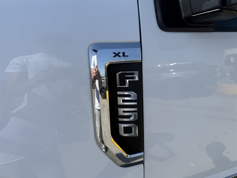 2022 Ford F-250 Super Duty XL - Photo 12 - Arlington, TX 76011