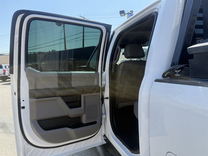 2022 Ford F-250 Super Duty XL - Photo 16 - Arlington, TX 76011