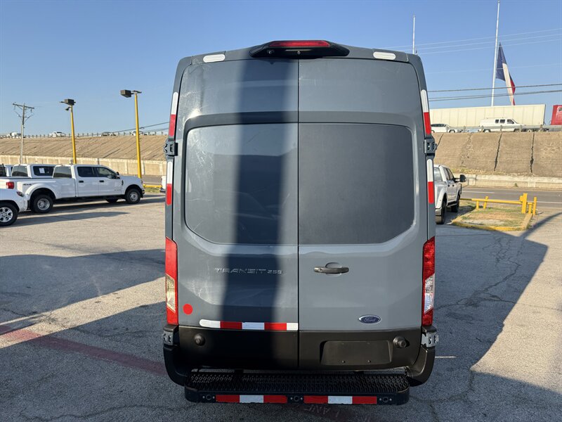 2020 Ford Transit 250 - Photo 6 - Arlington, TX 76011
