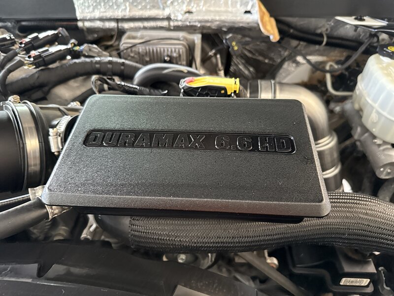 2018 Chevrolet Silverado 3500HD CC Work Truck - Photo 28 - Arlington, TX 76011