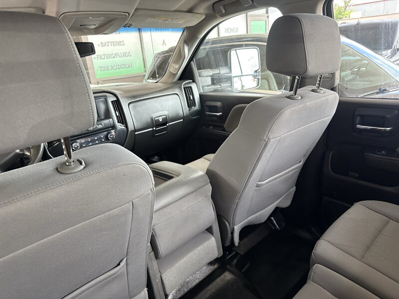 2018 Chevrolet Silverado 3500HD CC Work Truck - Photo 27 - Arlington, TX 76011