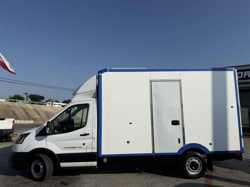 2021 Ford Transit 350 - Photo 9 - Arlington, TX 76011