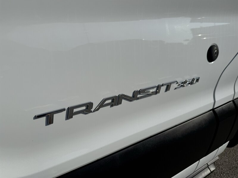 2021 Ford Transit 350 - Photo 12 - Arlington, TX 76011
