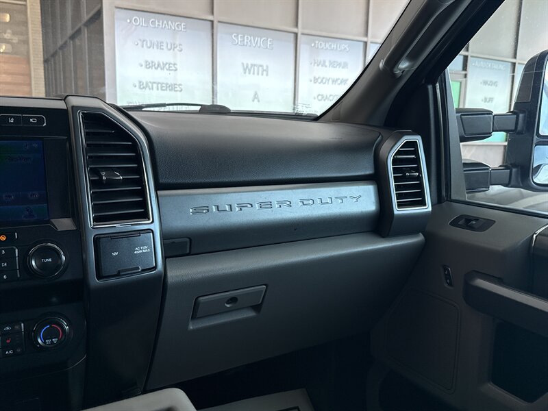 2020 Ford F-250 XLT - Photo 28 - Arlington, TX 76011