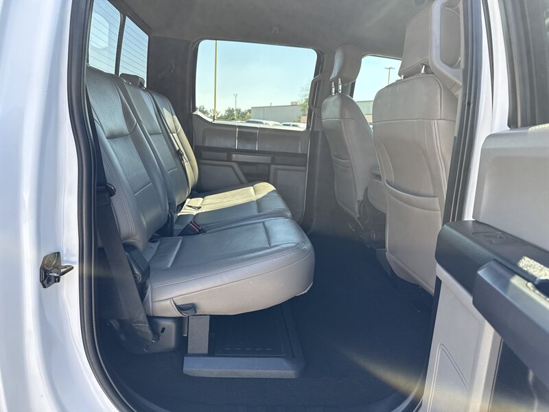 2020 Ford F-250 XLT - Photo 22 - Arlington, TX 76011