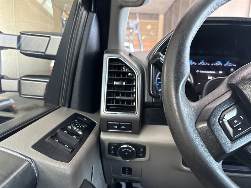 2020 Ford F-250 XLT - Photo 23 - Arlington, TX 76011