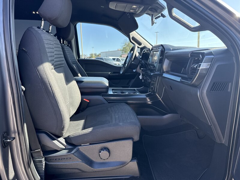 2022 Ford F-150 XLT - Photo 19 - Arlington, TX 76011