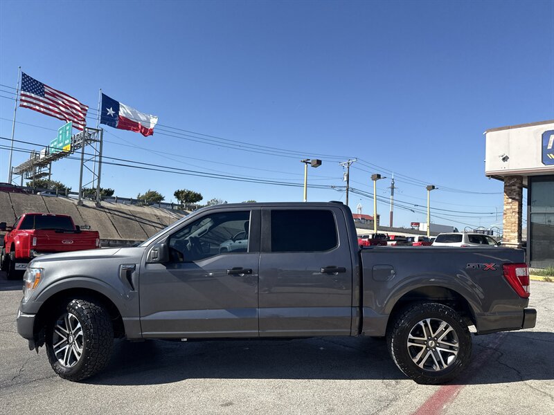 2022 Ford F-150 XLT - Photo 9 - Arlington, TX 76011
