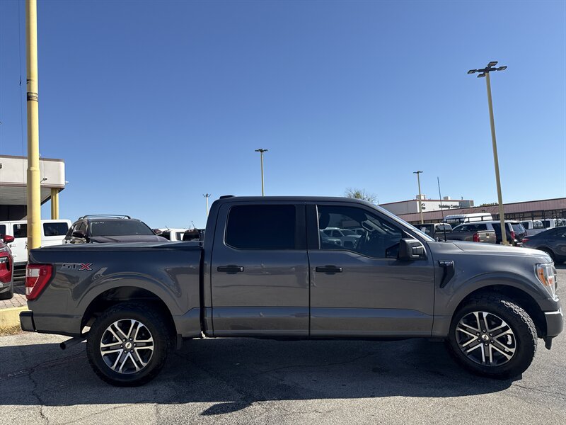 2022 Ford F-150 XLT - Photo 4 - Arlington, TX 76011