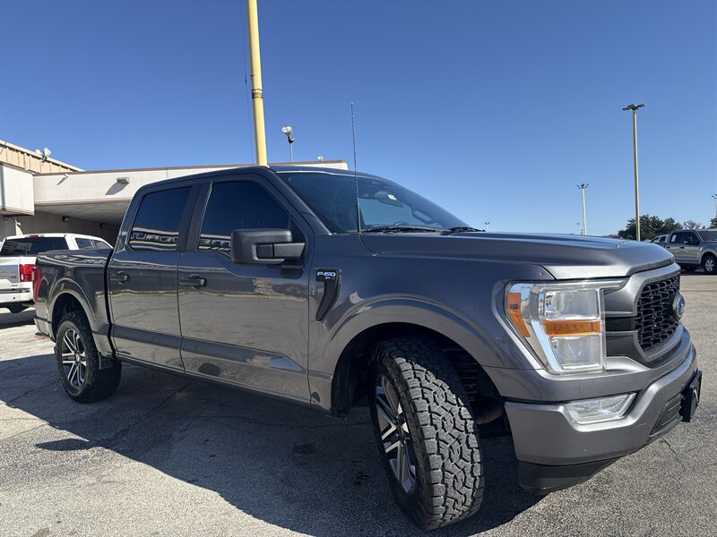 2022 Ford F-150 XLT - Photo 3 - Arlington, TX 76011