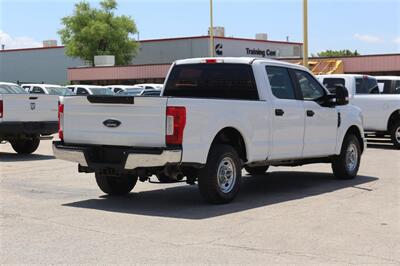 2017 Ford F-250 XL   - Photo 9 - Arlington, TX 76011