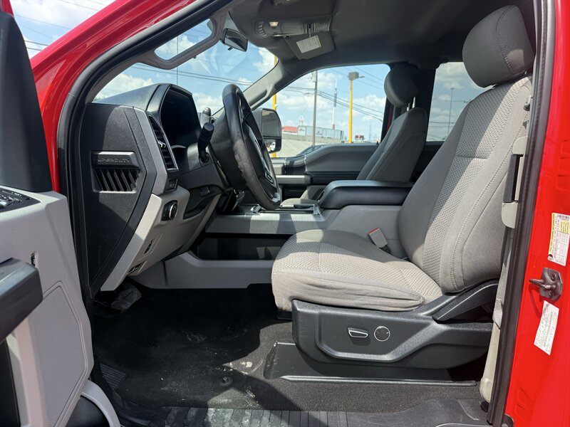 2019 Ford F-250 Super Duty XLT - Photo 15 - Arlington, TX 76011