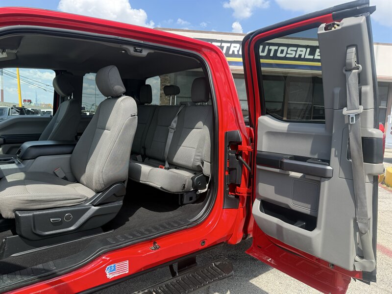 2019 Ford F-250 Super Duty XLT - Photo 16 - Arlington, TX 76011