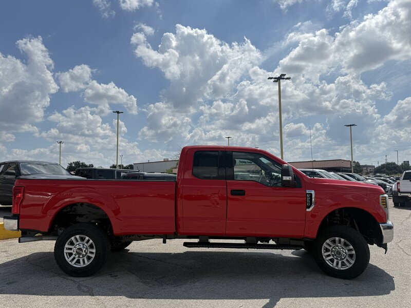 2019 Ford F-250 Super Duty XLT - Photo 4 - Arlington, TX 76011