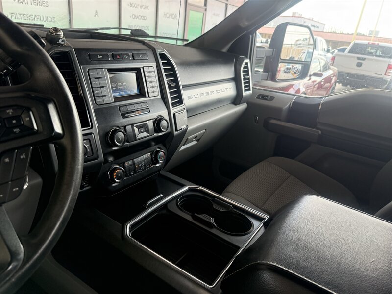2019 Ford F-250 Super Duty XLT - Photo 28 - Arlington, TX 76011