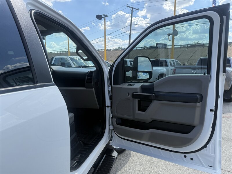 2022 Ford F-250 Super Duty XL - Photo 18 - Arlington, TX 76011