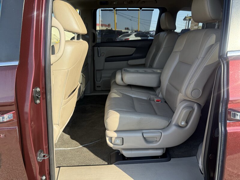 2011 Honda Odyssey EX-L - Photo 14 - Arlington, TX 76011