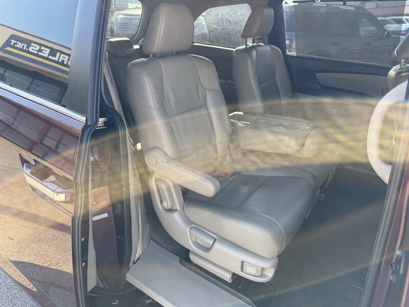 2011 Honda Odyssey EX-L - Photo 19 - Arlington, TX 76011