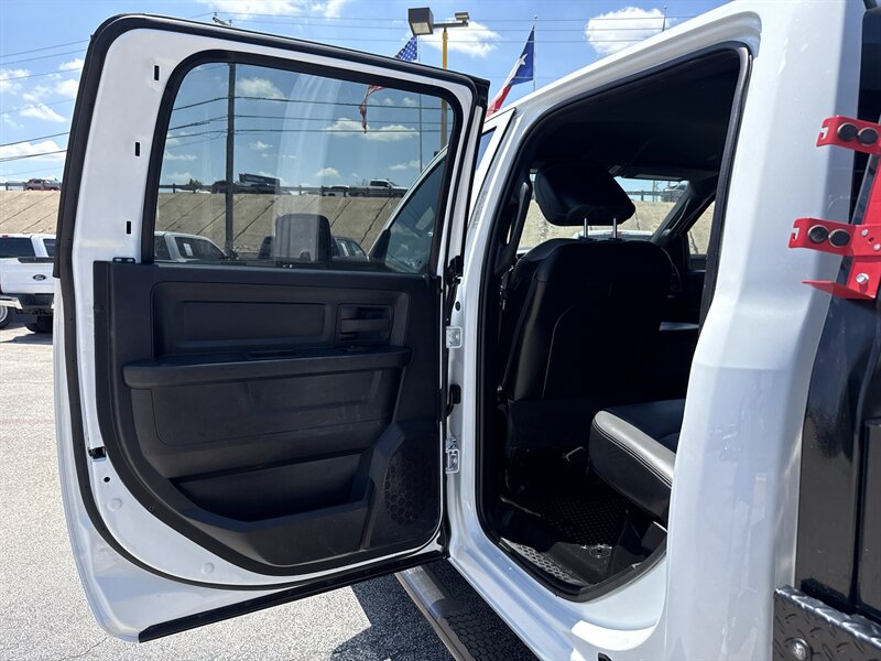 2024 RAM 2500 Tradesman - Photo 16 - Arlington, TX 76011