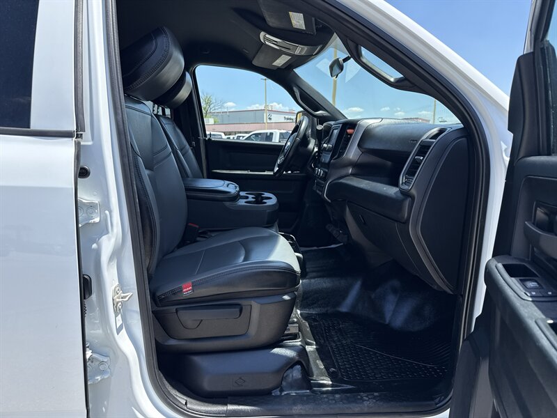 2024 RAM 2500 Tradesman - Photo 19 - Arlington, TX 76011