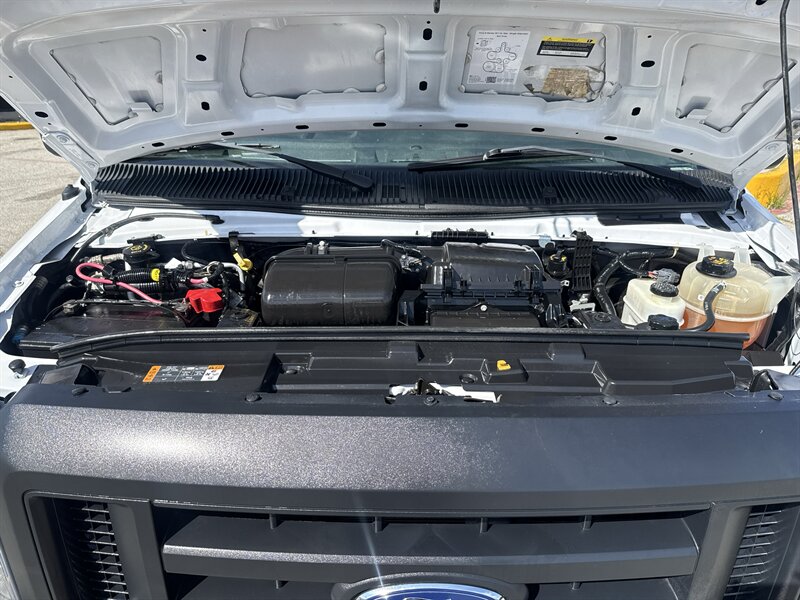 2023 Ford E-350 SD - Photo 28 - Arlington, TX 76011