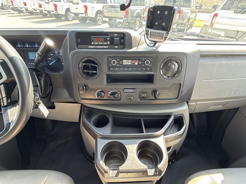 2023 Ford E-350 SD - Photo 25 - Arlington, TX 76011