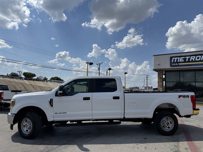 2019 Ford F-350 Super Duty XL - Photo 9 - Arlington, TX 76011