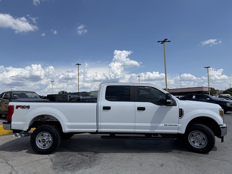 2019 Ford F-350 Super Duty XL - Photo 4 - Arlington, TX 76011