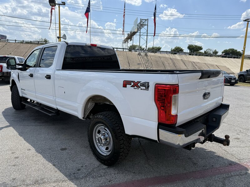 2019 Ford F-350 Super Duty XL - Photo 8 - Arlington, TX 76011