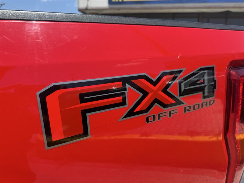 2017 Ford F-250 Super Duty XLT - Photo 12 - Arlington, TX 76011