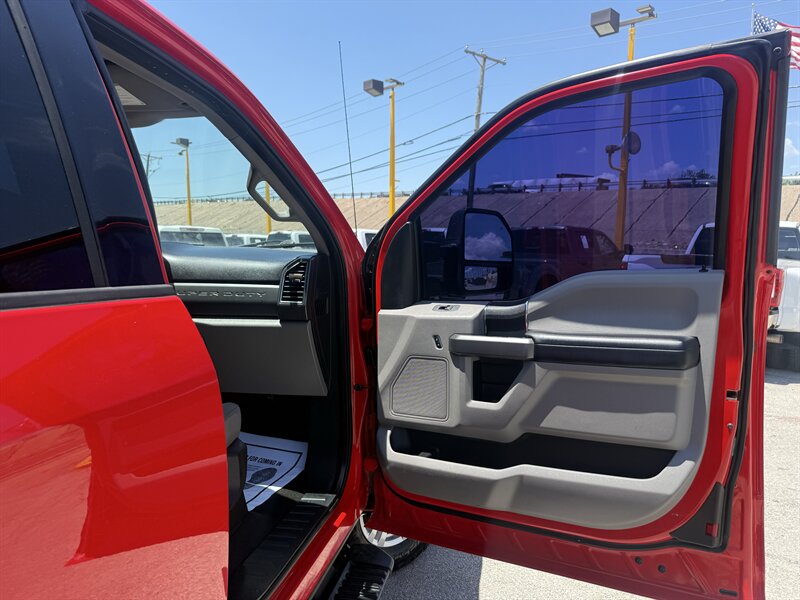 2017 Ford F-250 Super Duty XLT - Photo 17 - Arlington, TX 76011