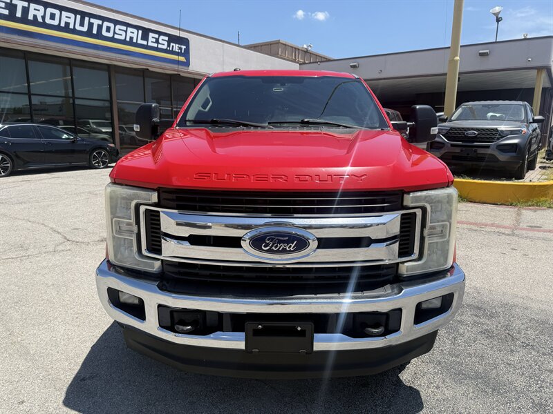 2017 Ford F-250 Super Duty XLT - Photo 2 - Arlington, TX 76011