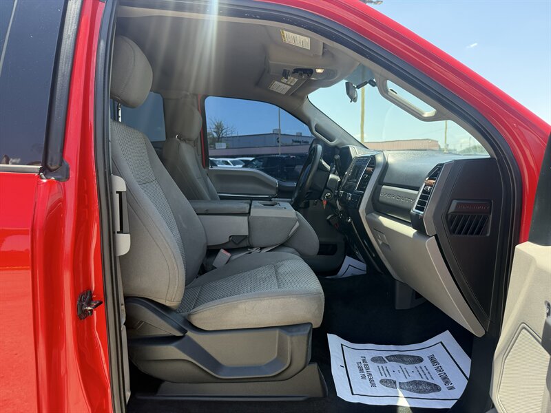 2017 Ford F-250 Super Duty XLT - Photo 18 - Arlington, TX 76011