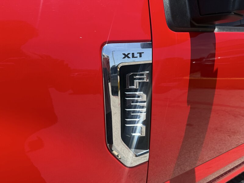 2017 Ford F-250 Super Duty XLT - Photo 11 - Arlington, TX 76011